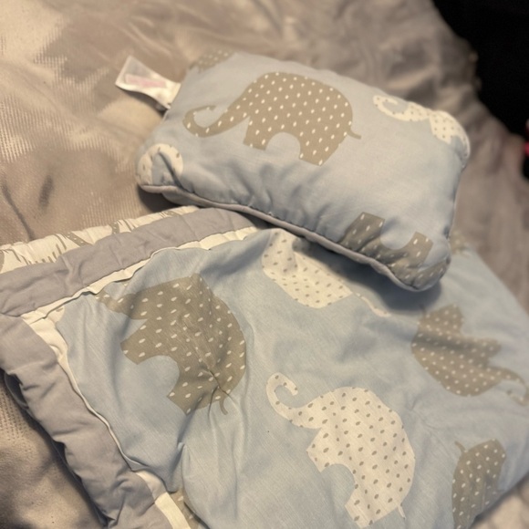NOJO Premium Elephant Baby Comforter & Pillow. Cute, comfortable, great quality. - Picture 1 of 15